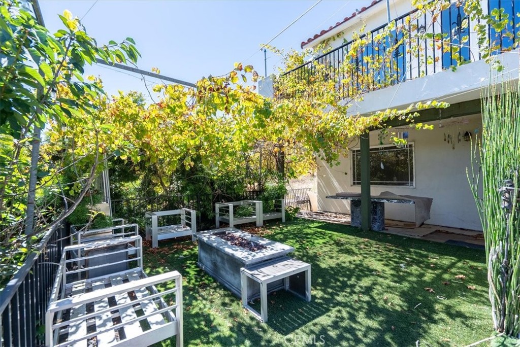 East of 101(500) - Residential