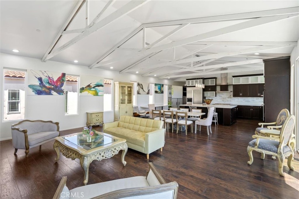 East of 101(500) - Residential