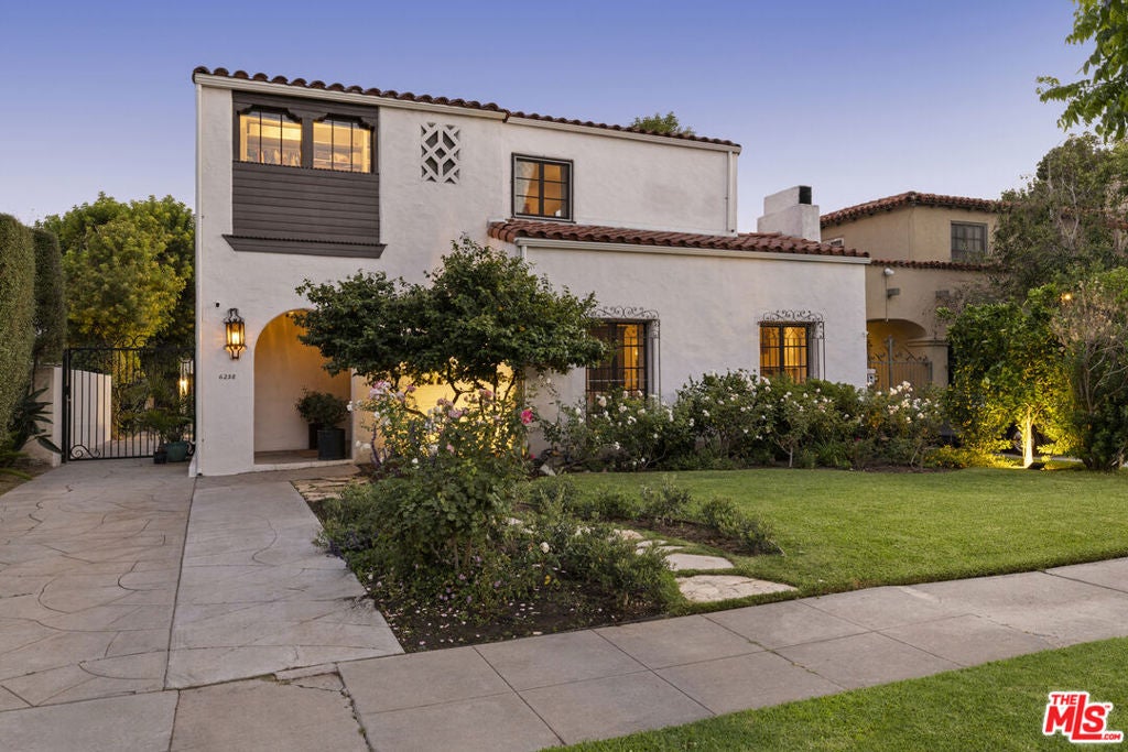 6258 Warner Drive