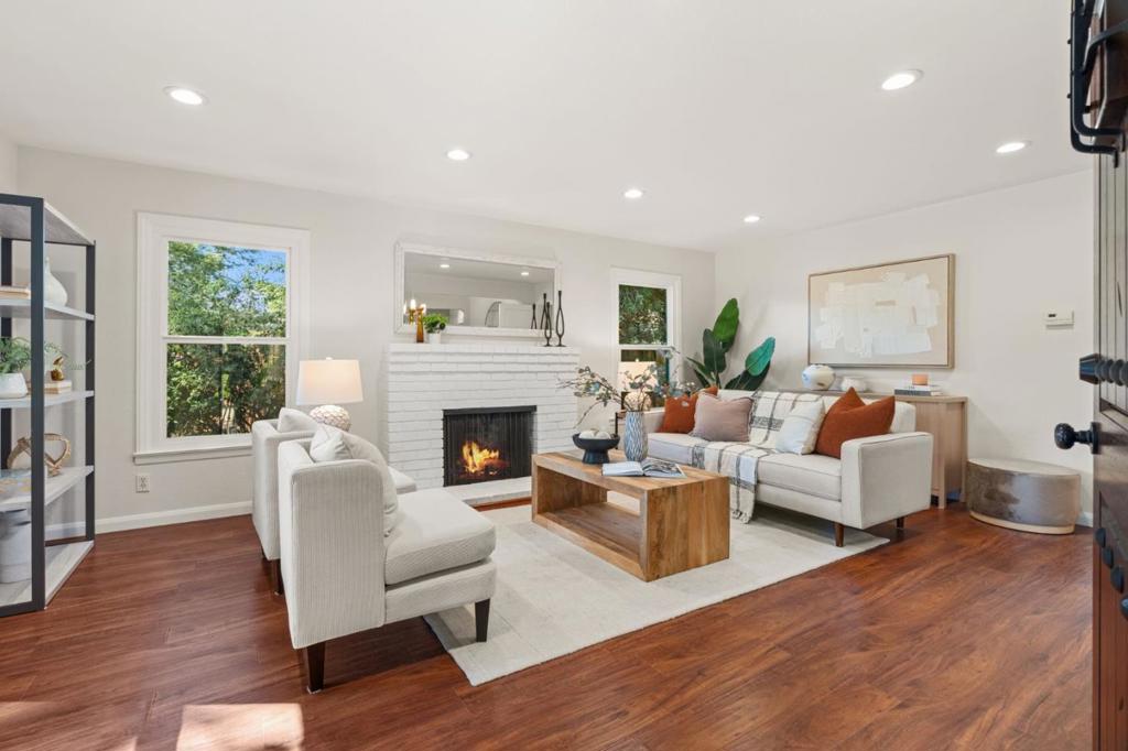 15603 Benedict Lane