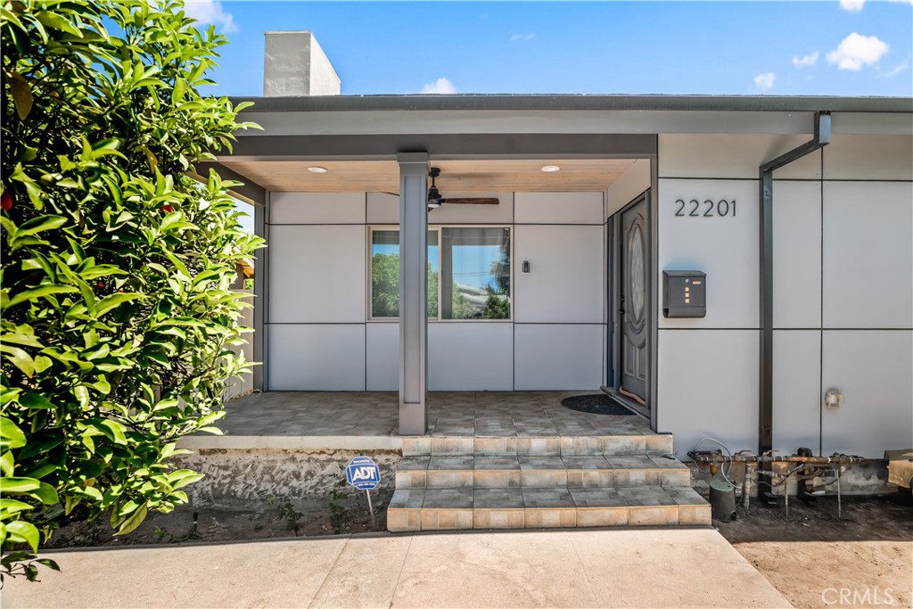 Properties 1 22201 Kittridge Street