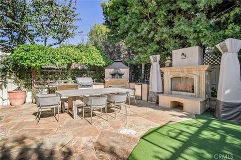 Photo of 2200 Walnut AVE, Manhattan Beach, CA 90266 (MLS # PV26117584)