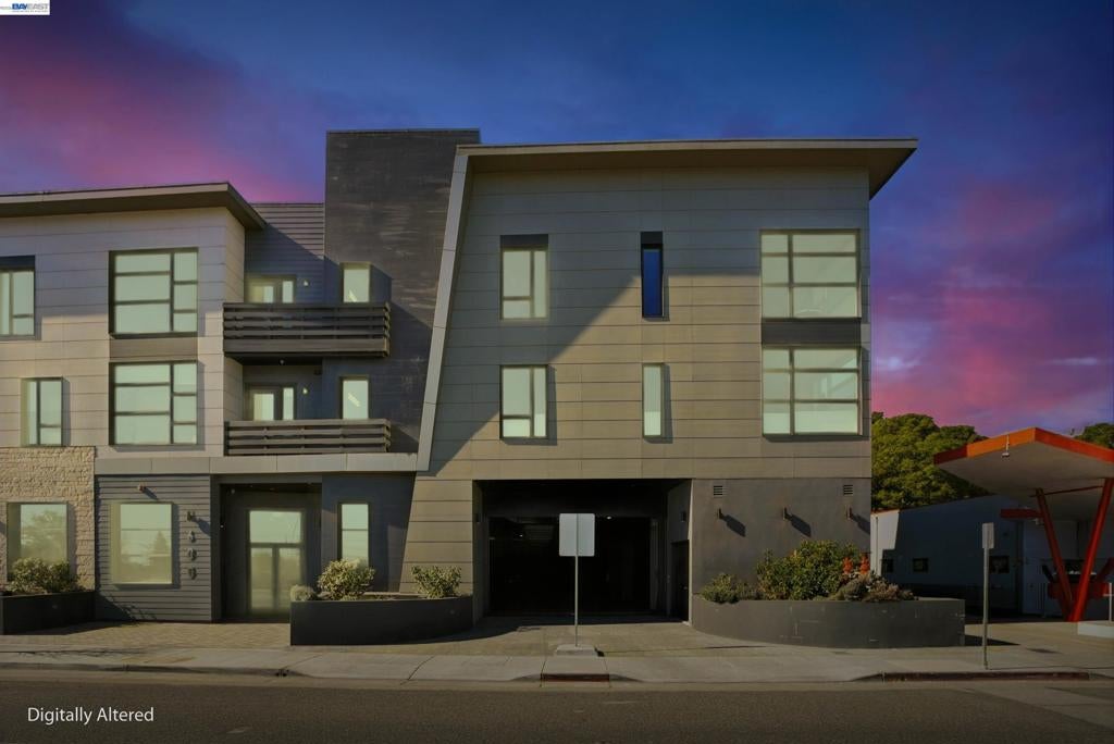 Photo 1 of 18 — 600 El Camino Real 302, Belmont, CA 94002