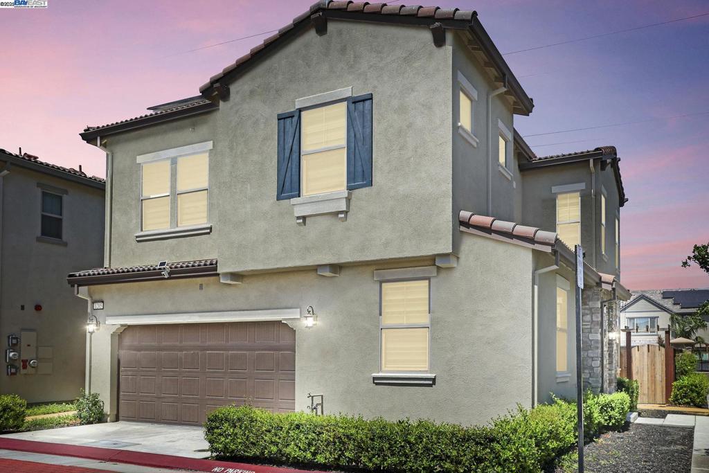 MOUNTAIN HOUSE - Residential