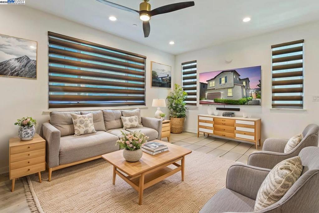 MOUNTAIN HOUSE - Residential