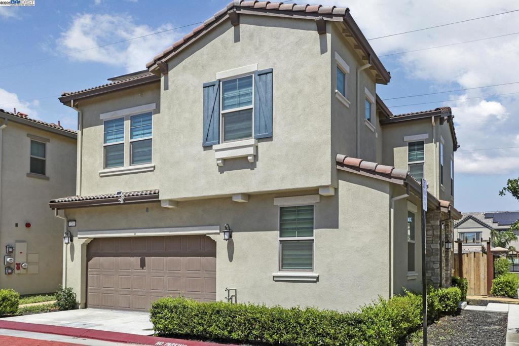 MOUNTAIN HOUSE - Residential