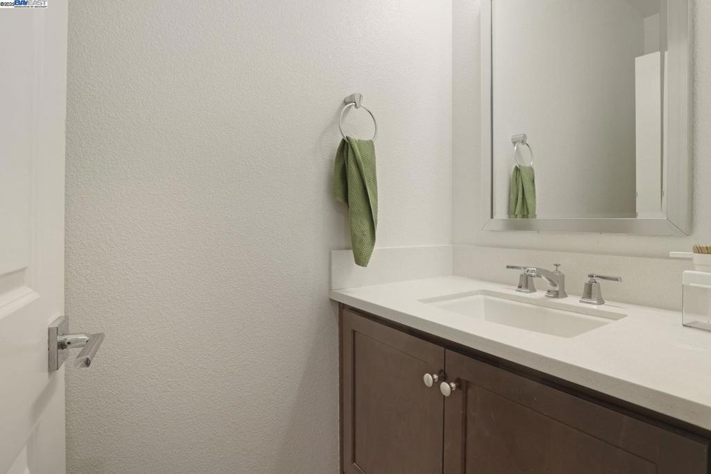 MOUNTAIN HOUSE - Residential