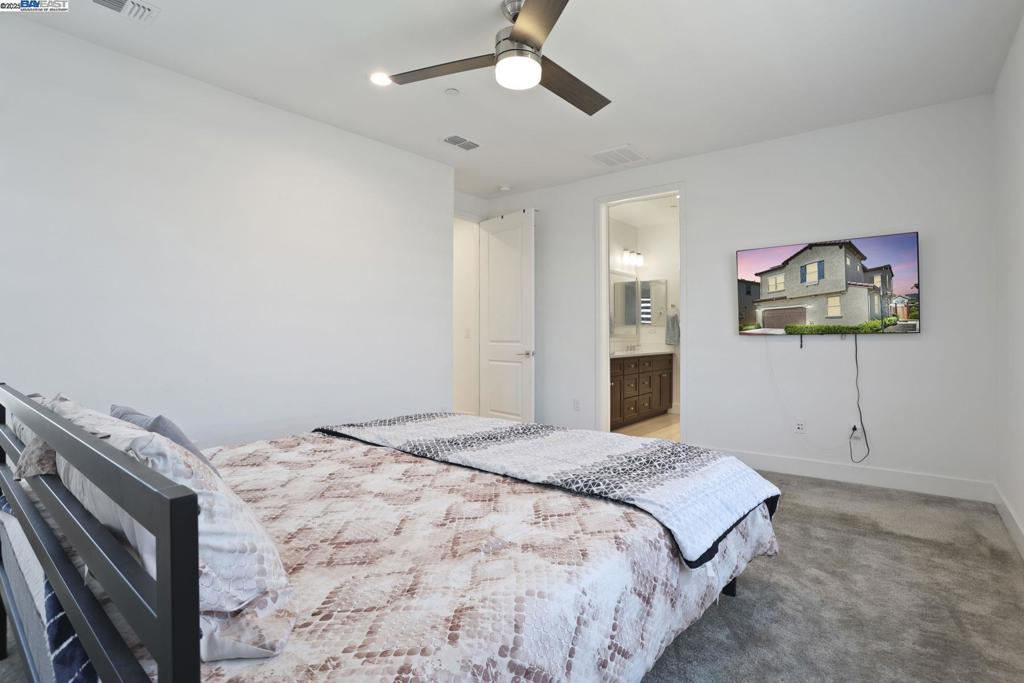 MOUNTAIN HOUSE - Residential