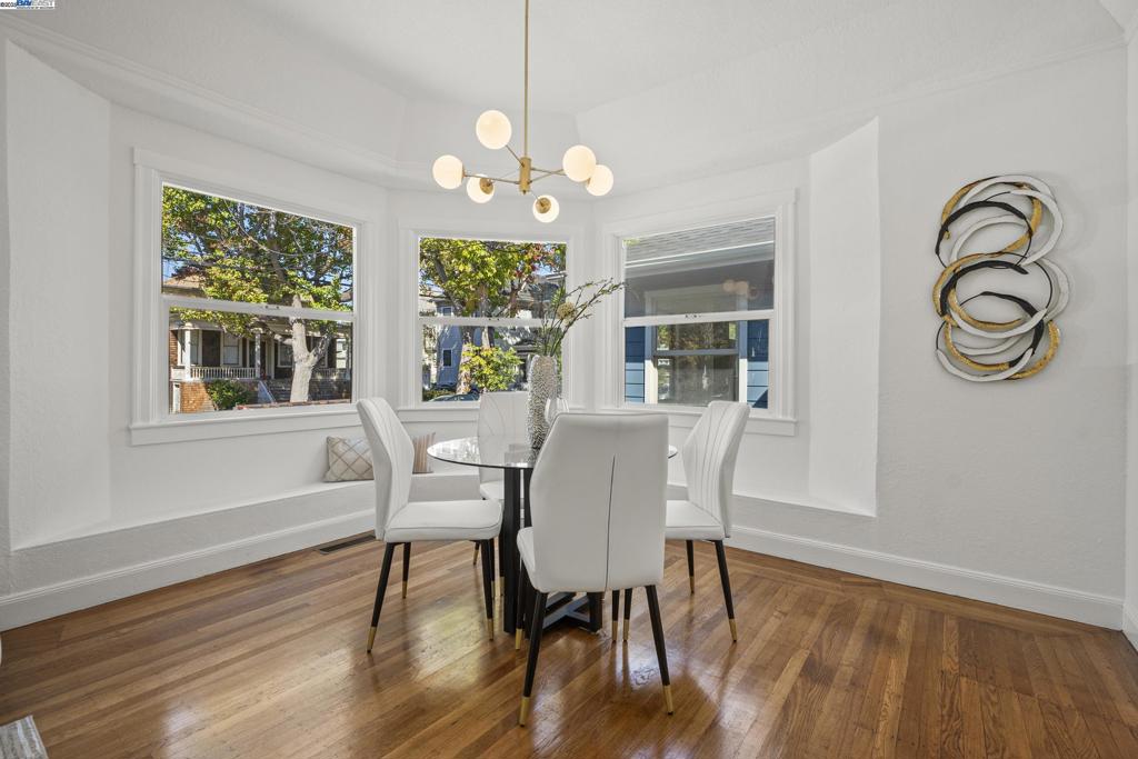 GOLD COAST EDGE - Residential