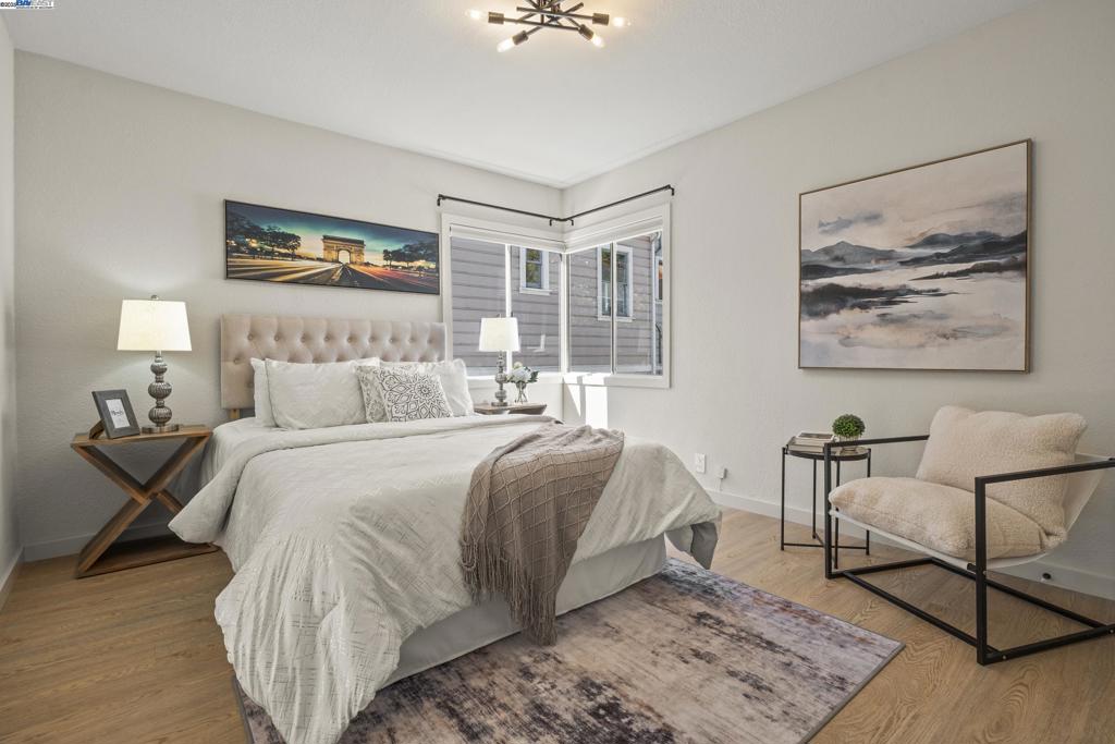 GOLD COAST EDGE - Residential