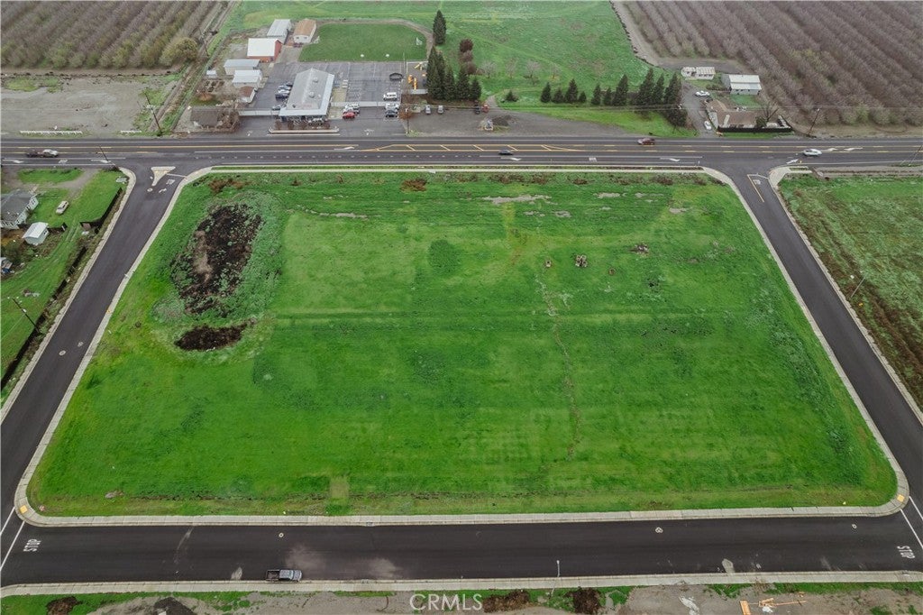 698 Hambright (Corner Hwy 32) Avenue