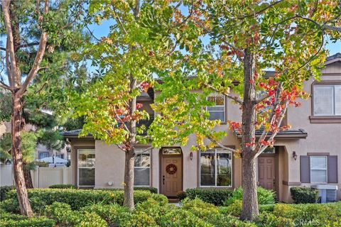 Photo of 38 Red Bud, Aliso Viejo, CA 92656 (MLS # LG25237700)