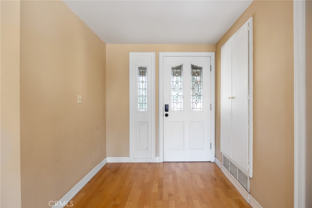 48 Woodlyn Lane