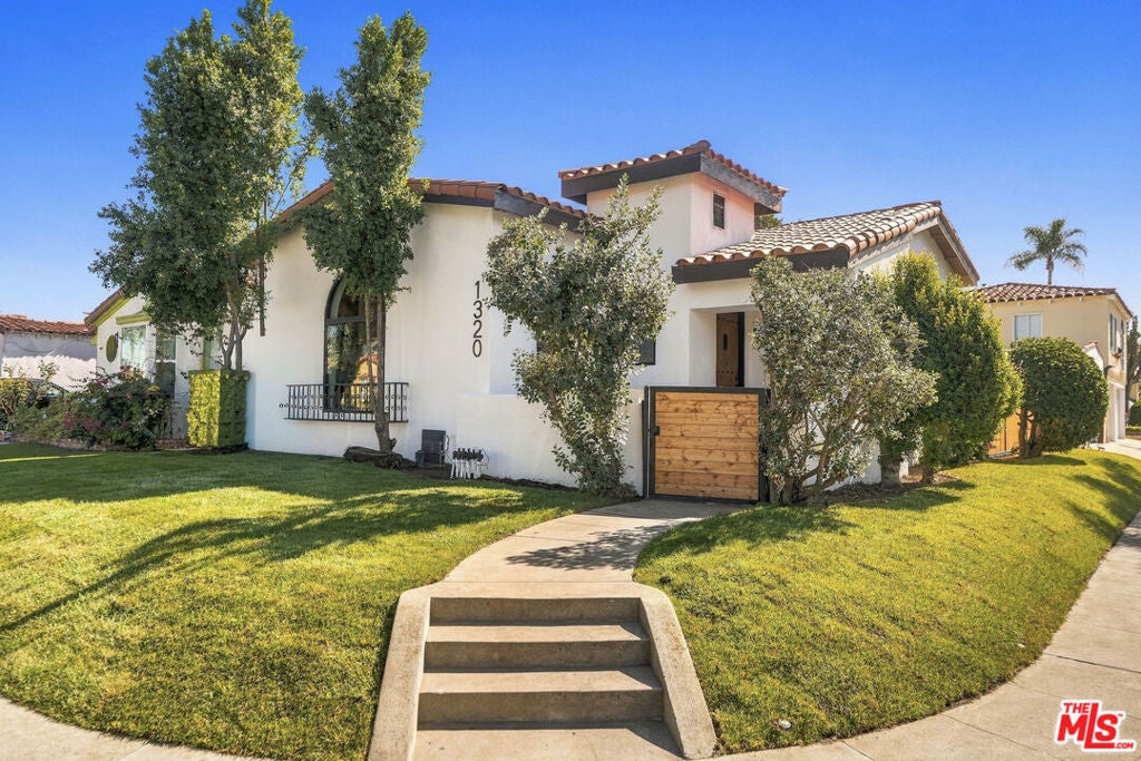 1320 W 80th Street