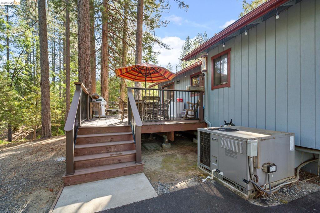 23625 Rock Hammer Lane