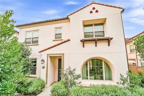 136 Newburry Irvine CA 92618