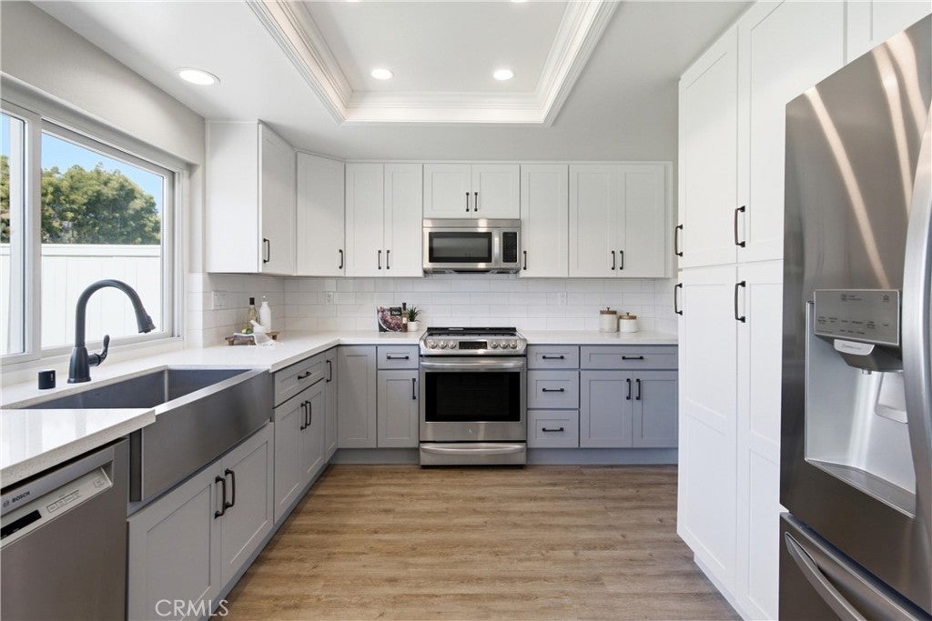 6921 Garden Circle, Huntington Beach CA 92648 - Photo 9