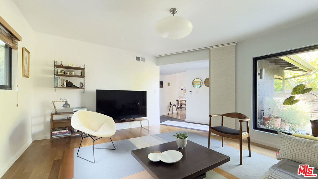 Properties 4 1407 Randall Court