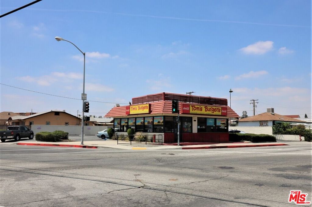 1501 W Olympic Boulevard