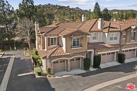 Photo of 11507 Verona Drive #U, Chatsworth, CA 91311 (MLS # 26779011)