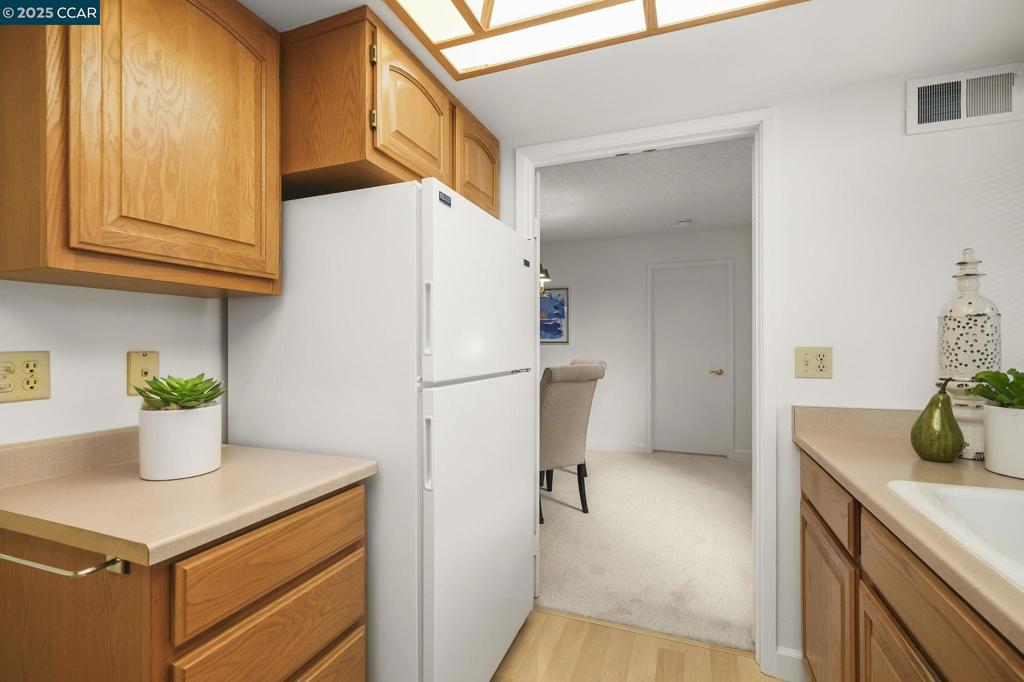 ROSSMOOR - Residential