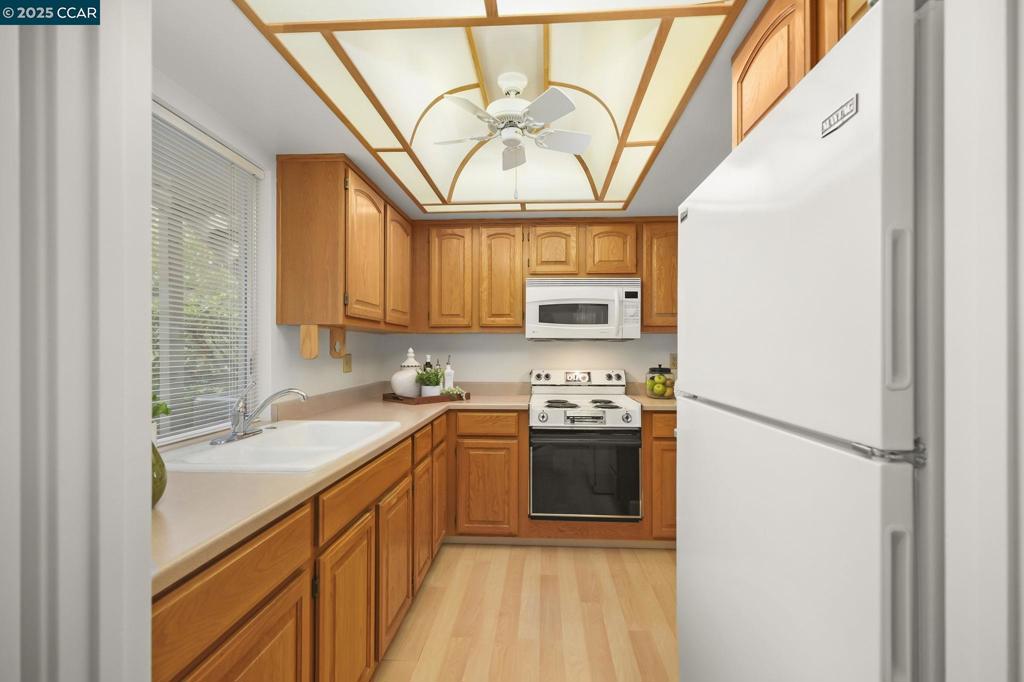 ROSSMOOR - Residential