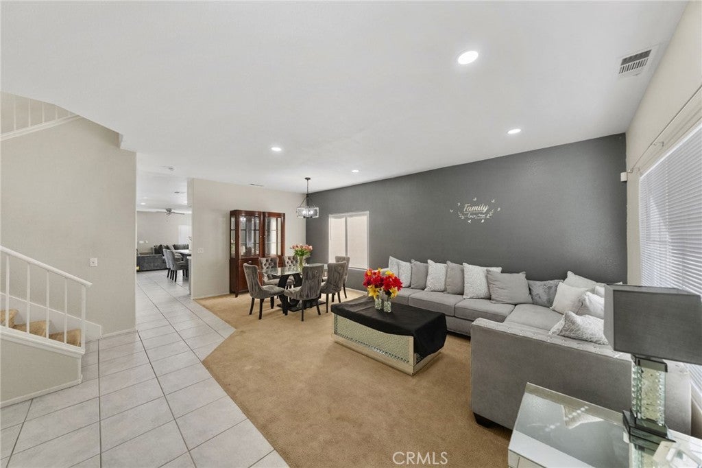 1494 Rabbit Peak Way