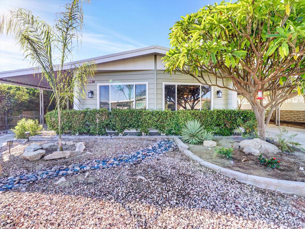 Palm Desert Greens - Manufactured In Park