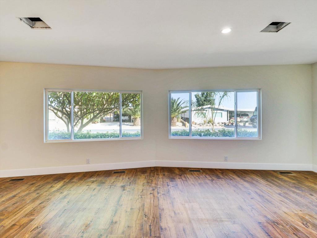 Palm Desert Greens - Manufactured In Park