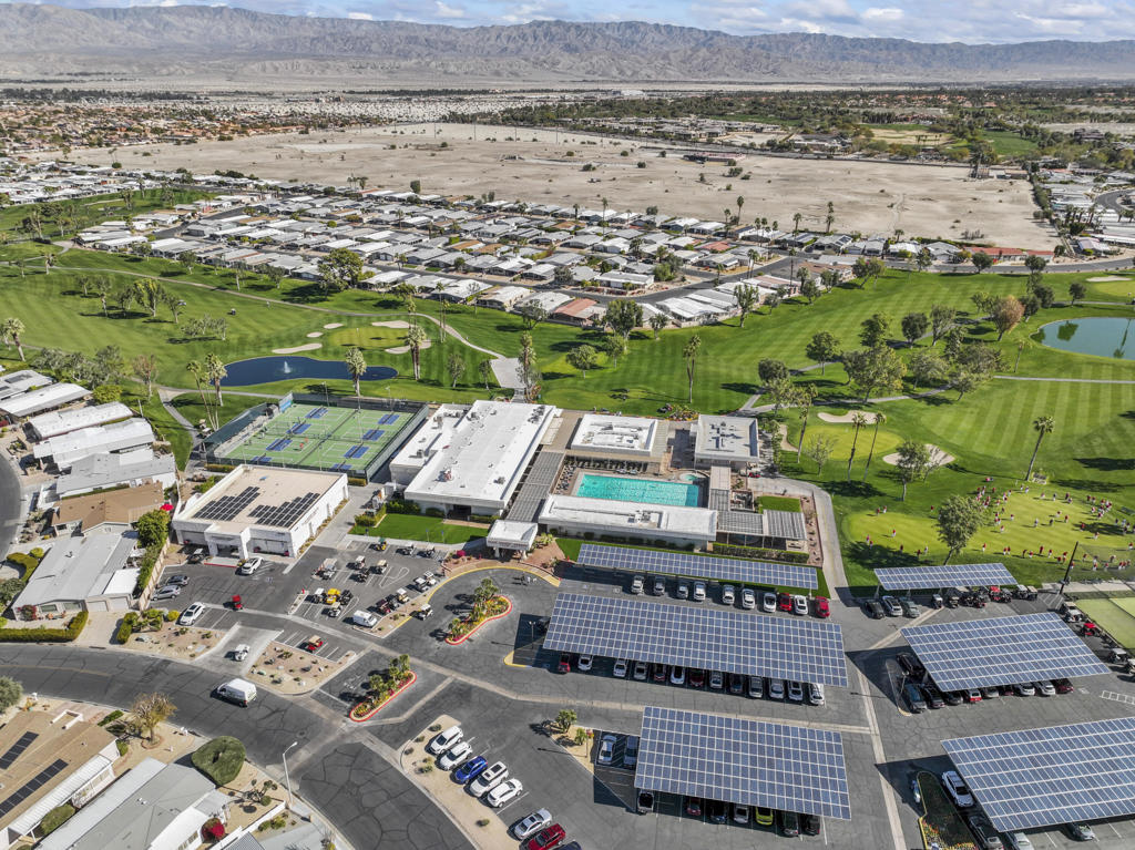 Palm Desert Greens - Manufactured In Park