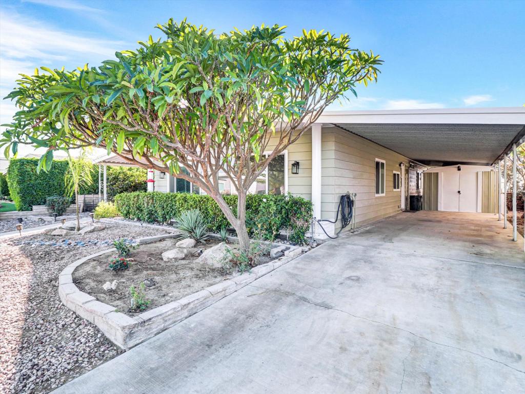 Palm Desert Greens - Manufactured In Park