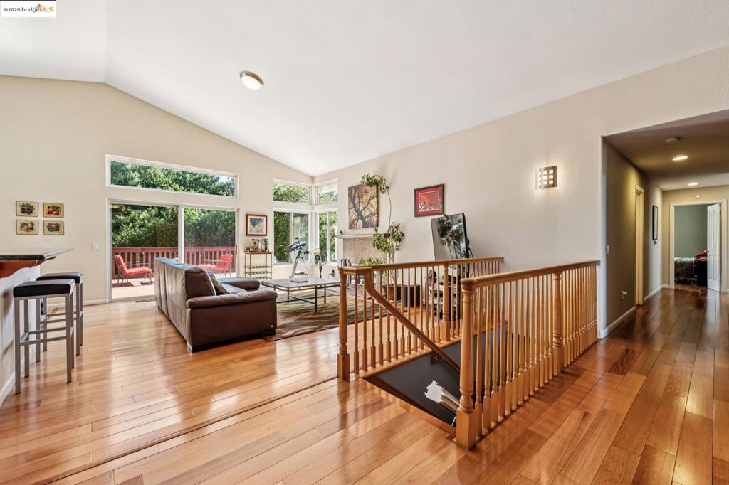 FAIRVIEW - Residential