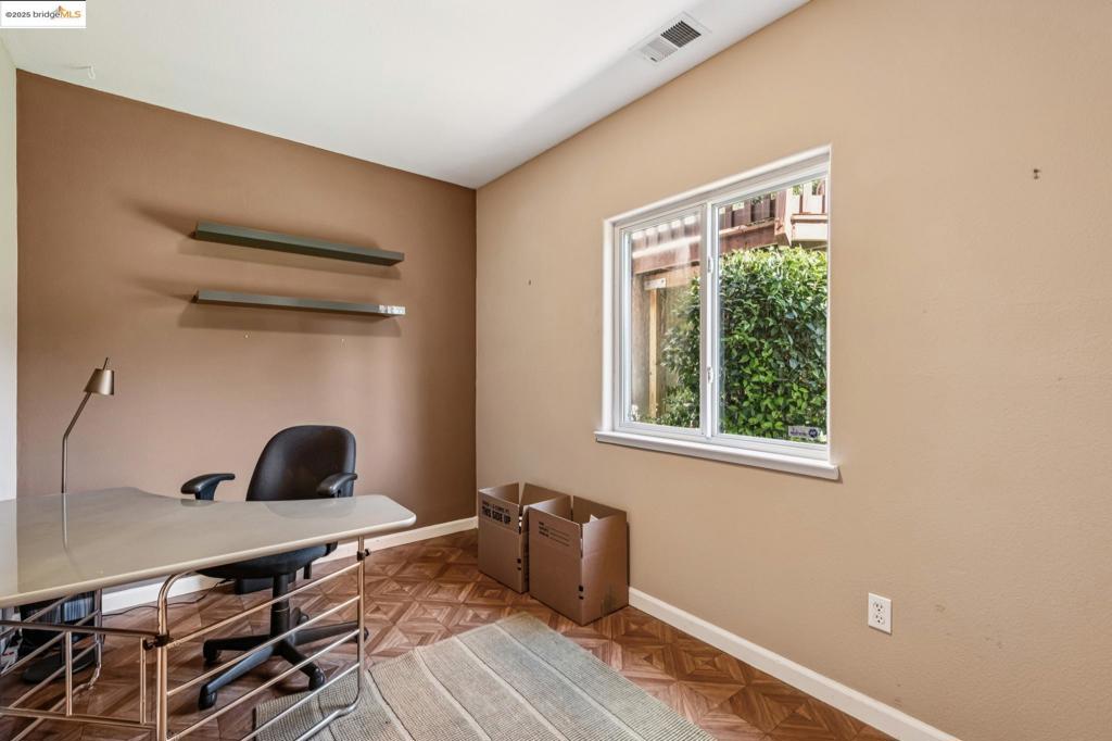 FAIRVIEW - Residential