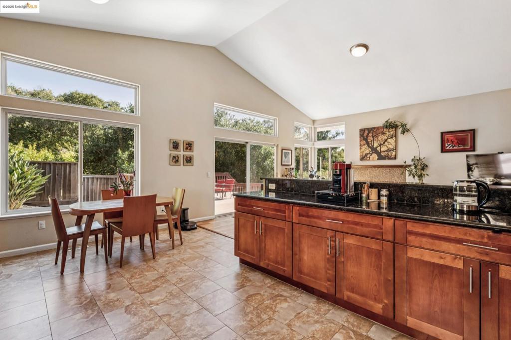 FAIRVIEW - Residential