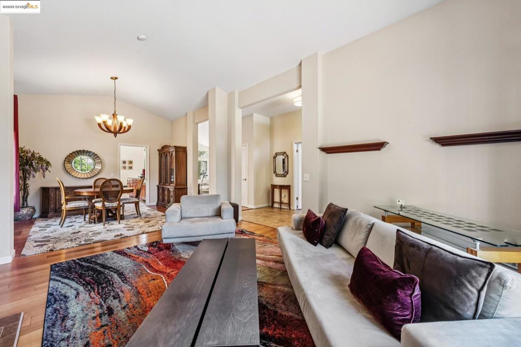 FAIRVIEW - Residential