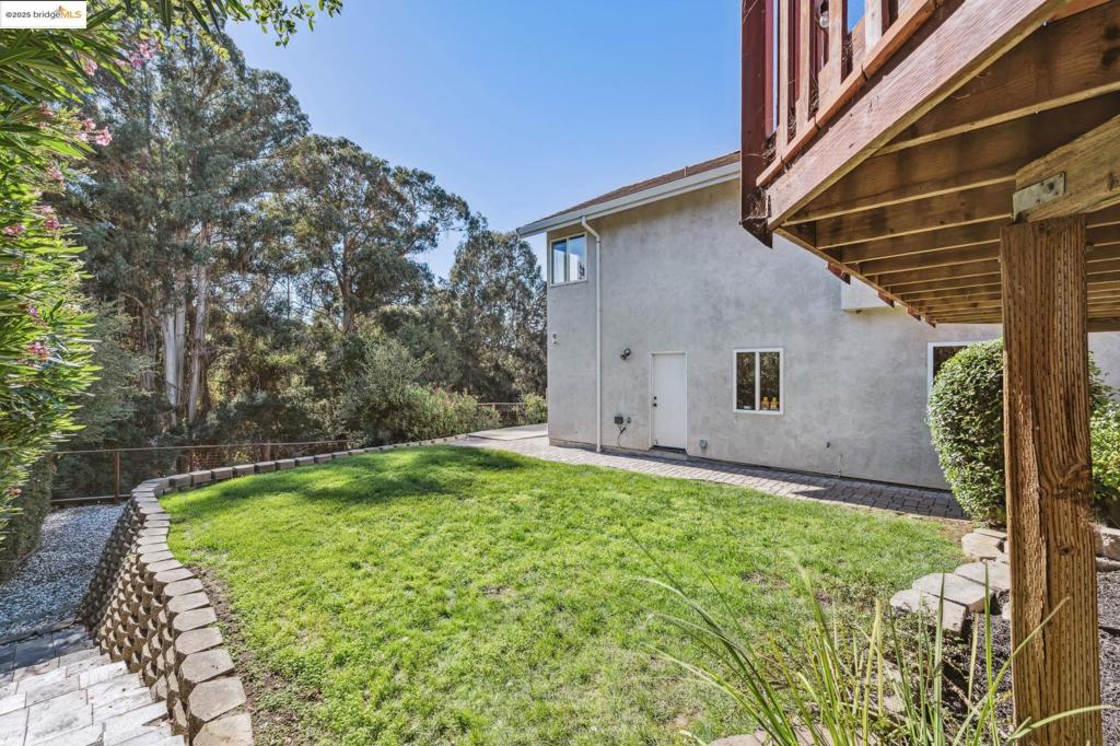 FAIRVIEW - Residential