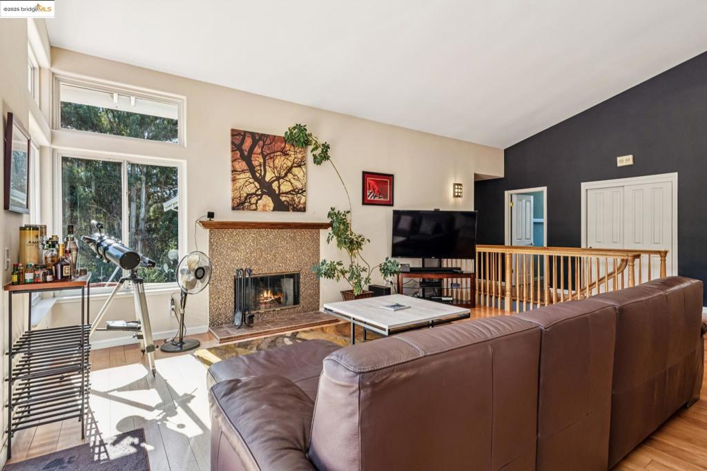 FAIRVIEW - Residential