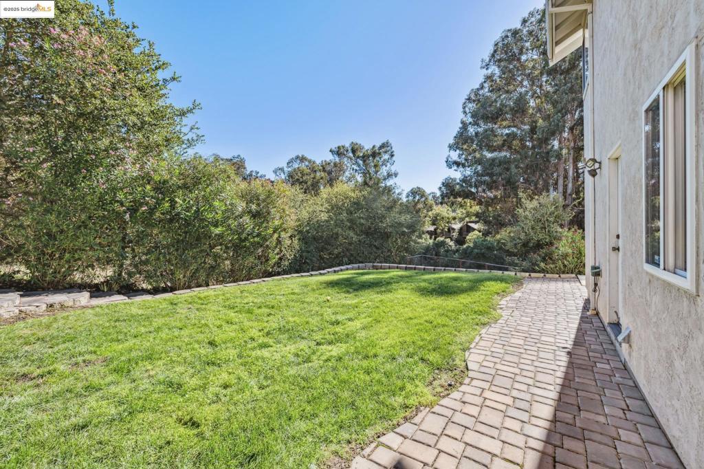 FAIRVIEW - Residential