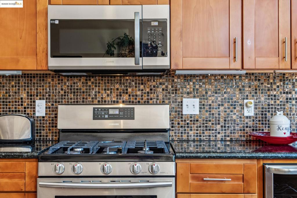 FAIRVIEW - Residential