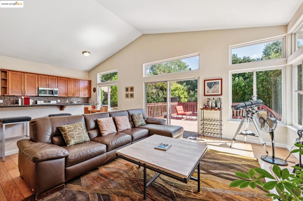 FAIRVIEW - Residential