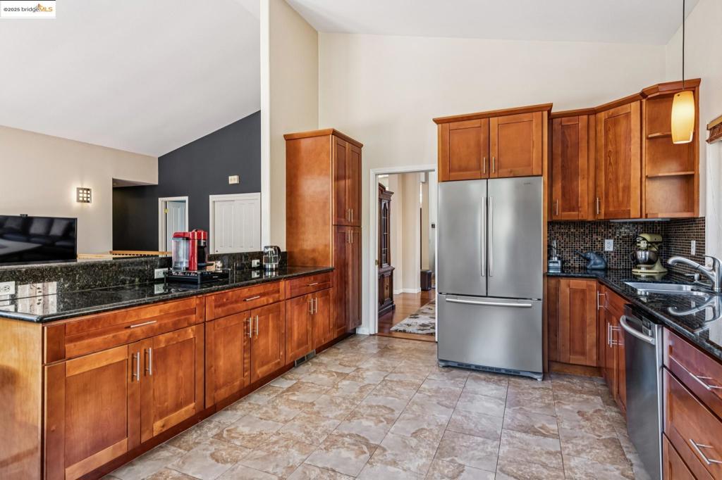 FAIRVIEW - Residential