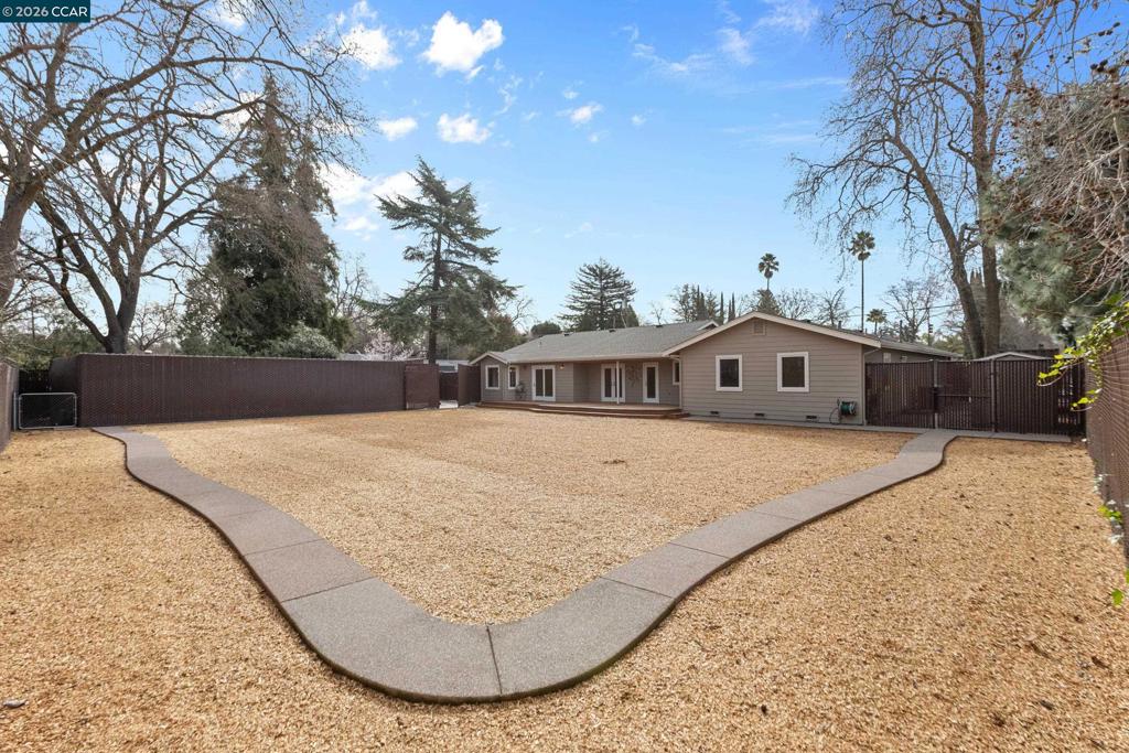 484 Diablo Rd