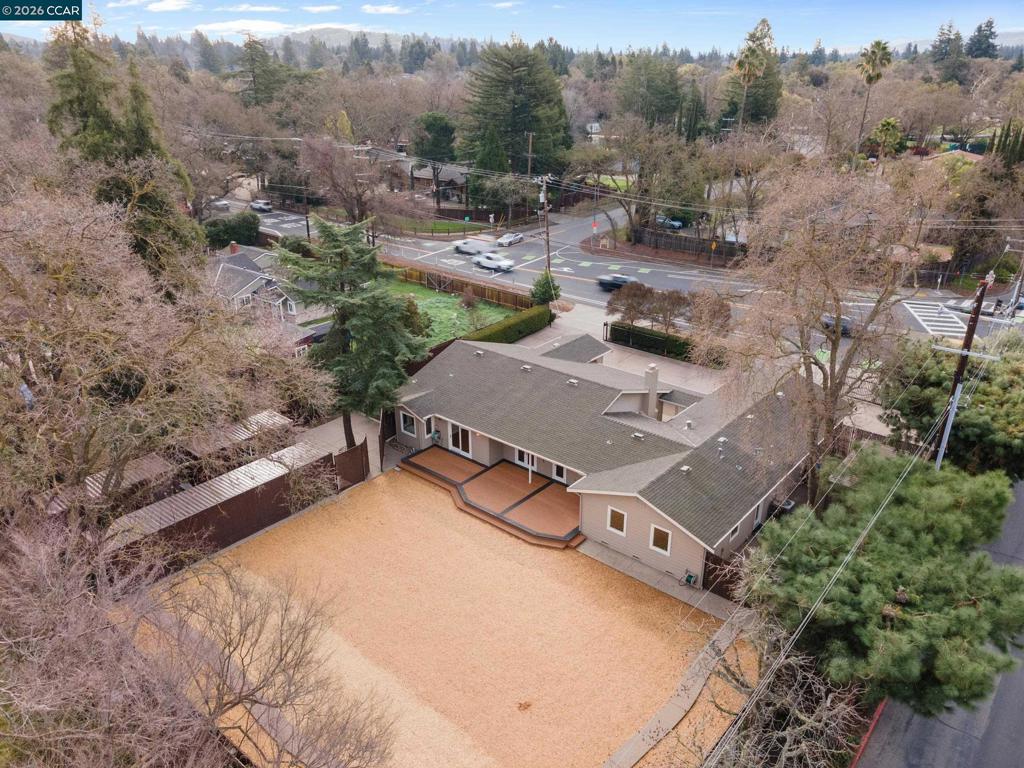 484 Diablo Rd RD