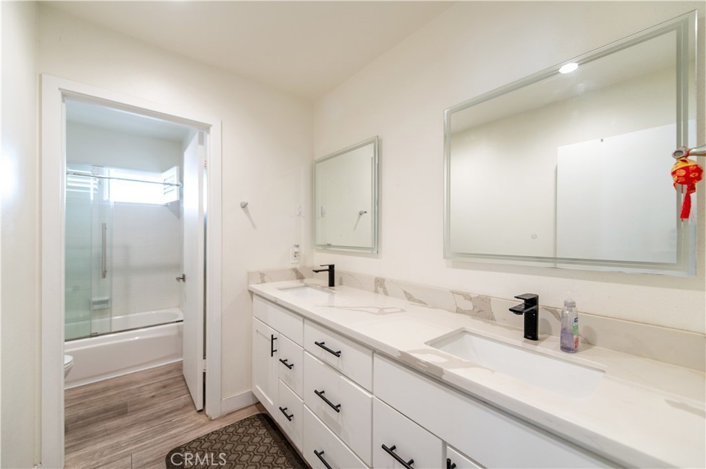 La Verne, California, 91750, United States, 5 Bedrooms Bedrooms, ,4 BathroomsBathrooms,Residential,Active,2019489