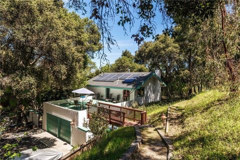 Tiny photo for 2015 Alturas Road, Atascadero, CA 93422 (MLS # NS25076923)