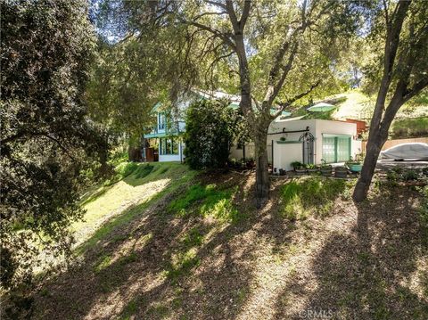 Tiny photo for 2015 Alturas Road, Atascadero, CA 93422 (MLS # NS25076923)