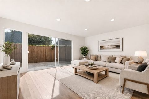 15542 Sherman Van Nuys CA 91406