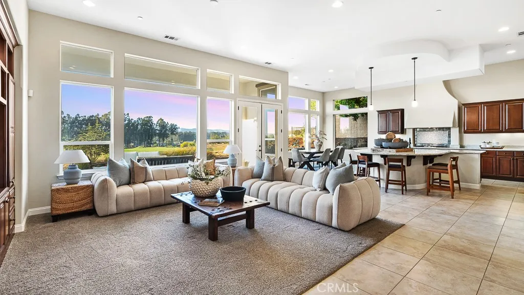 Nipomo, California 93444, United States, 4 Bedrooms Bedrooms, ,4 BathroomsBathrooms,Residential,Active,159664