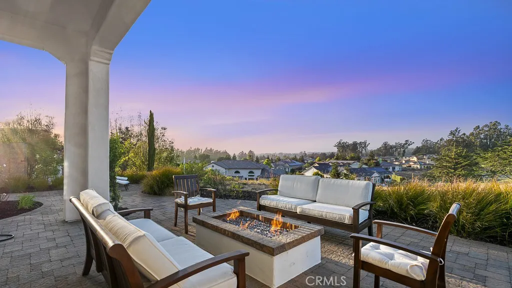 Nipomo, California 93444, United States, 4 Bedrooms Bedrooms, ,4 BathroomsBathrooms,Residential,Active,159664