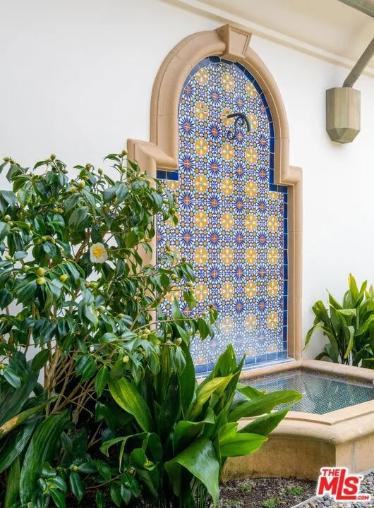 Santa Barbara, California 93108, United States, 5 Bedrooms Bedrooms, ,7 BathroomsBathrooms,Residential,Active,158705